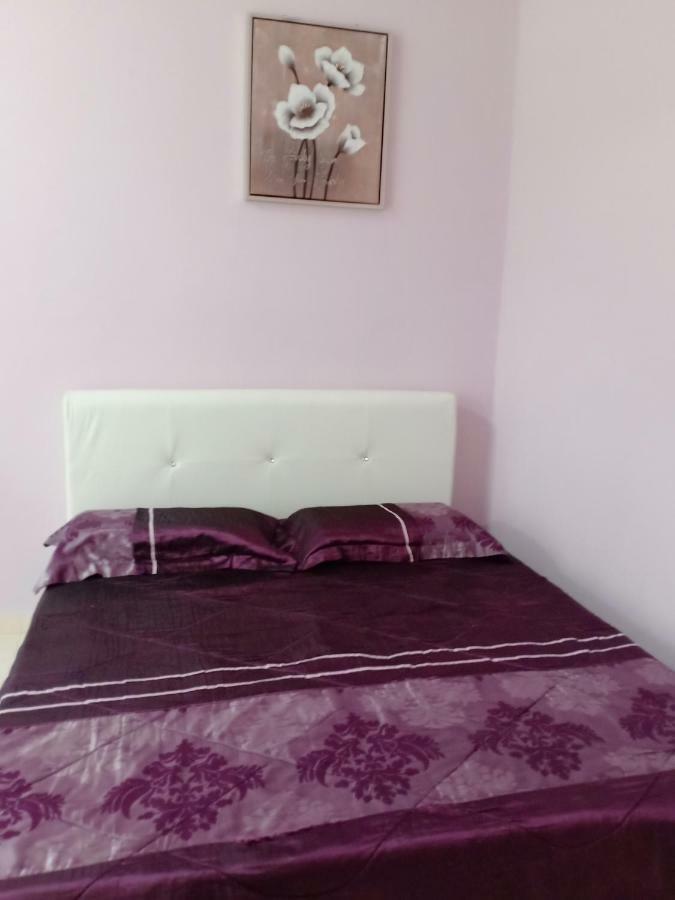 Muslim Dinaim Homestay Tanjong Malim Exterior foto